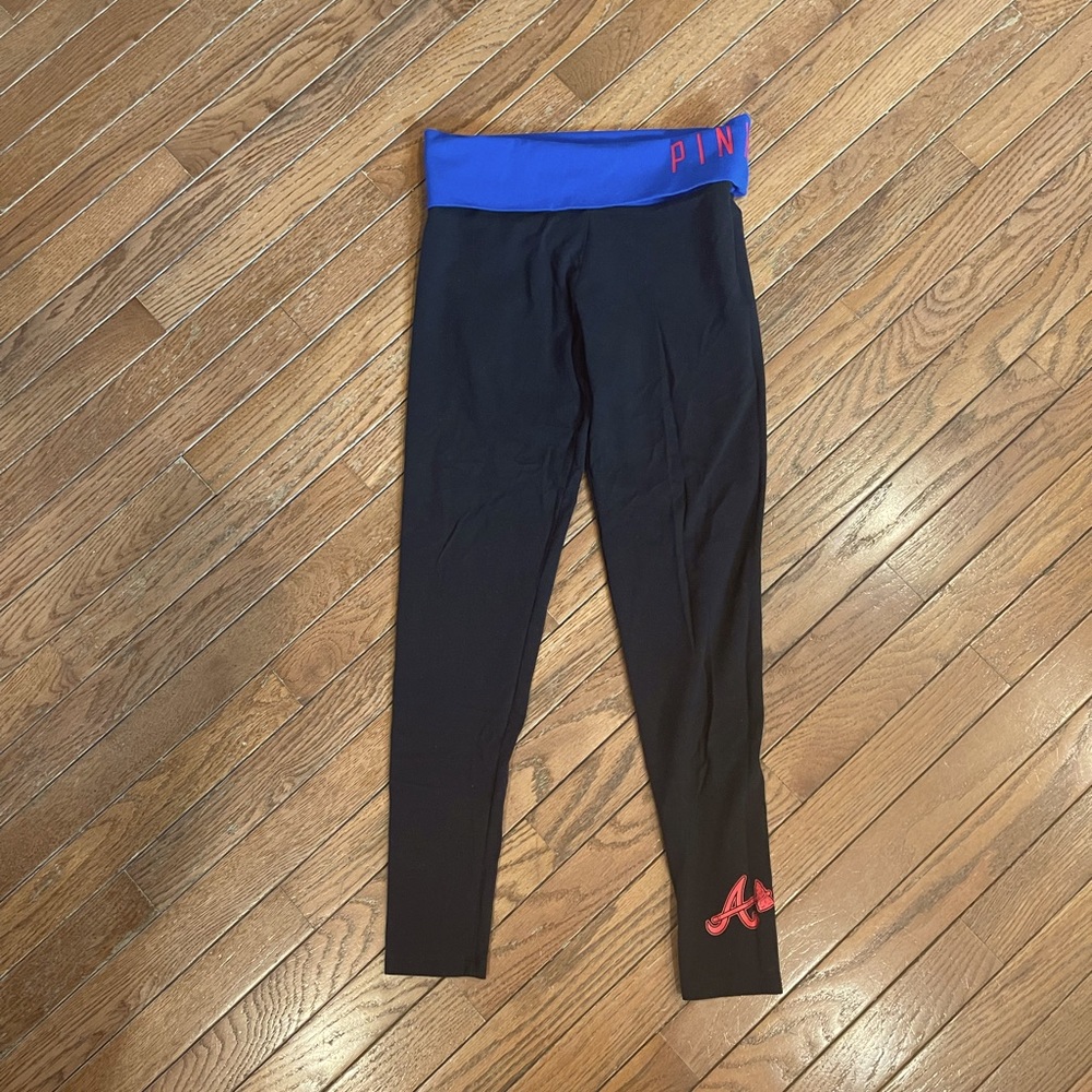PINK Atlanta Braves legging